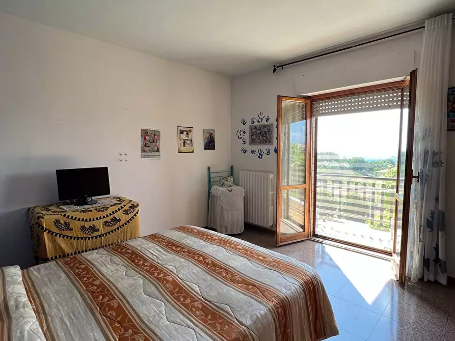 Immagine 9 di Appartamento in vendita  in via gaspere spontni a Montegiorgio