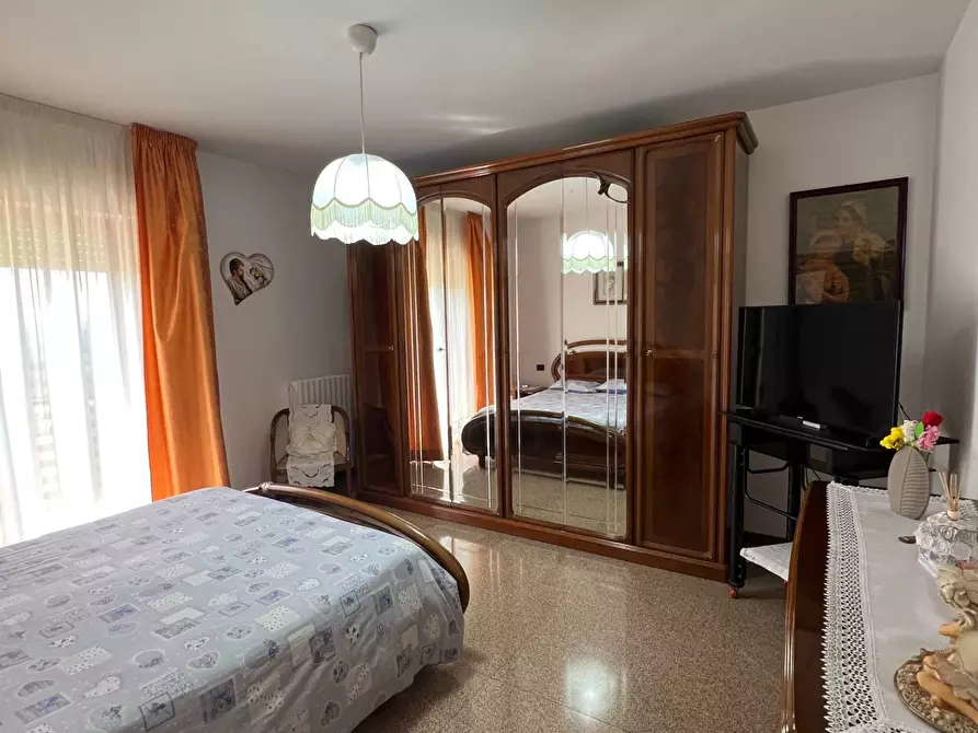 Immagine 12 di Appartamento in vendita  in via gaspere spontni a Montegiorgio