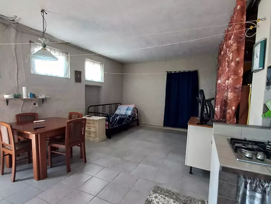 Immagine 21 di Casa indipendente in vendita  a Montefalcone Appennino