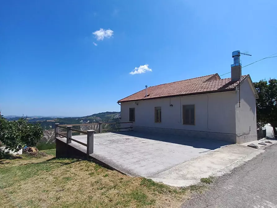 Immagine 26 di Casa indipendente in vendita  a Montefalcone Appennino
