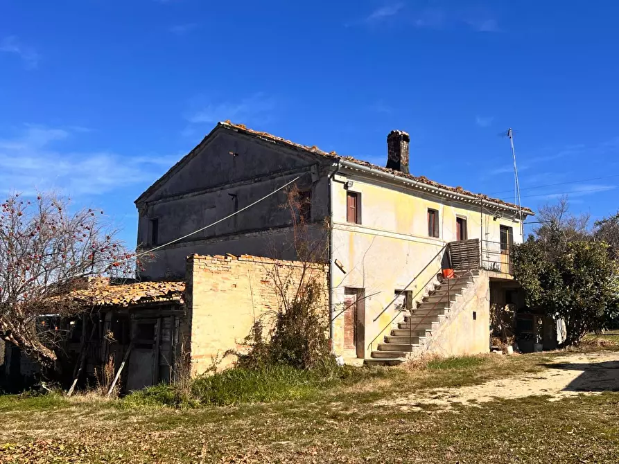 Immagine 10 di Casa indipendente in vendita  in castello di Montefiore a Recanati