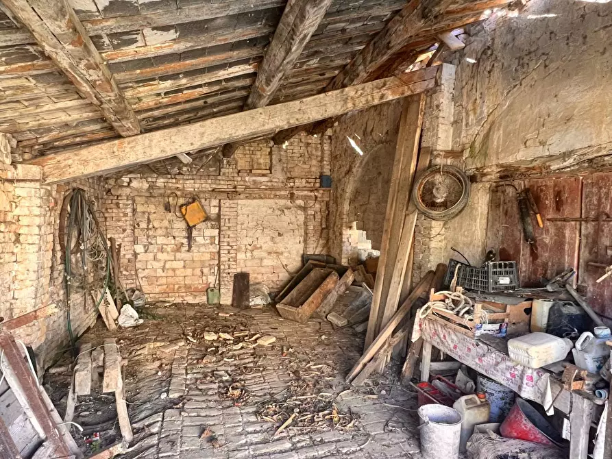 Immagine 16 di Casa indipendente in vendita  in castello di Montefiore a Recanati