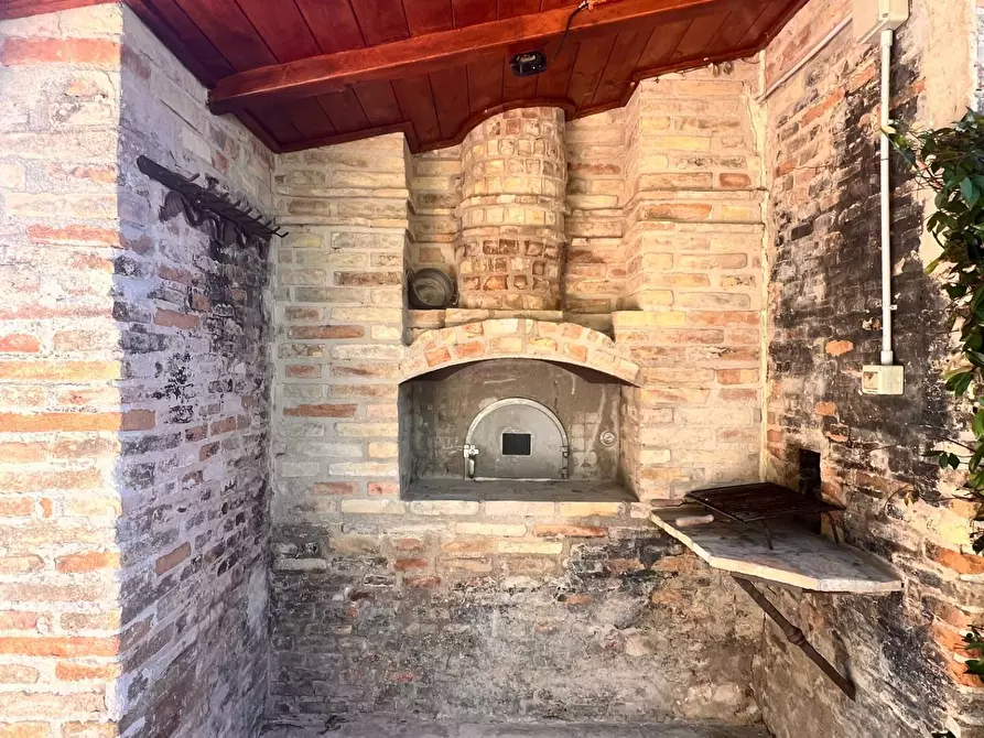 Immagine 7 di Attività commerciale in vendita  in c.da Montefiore a Recanati