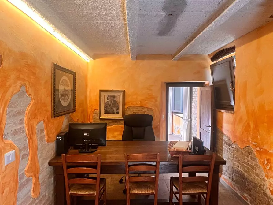 Immagine 18 di Attività commerciale in vendita  in c.da Montefiore a Recanati