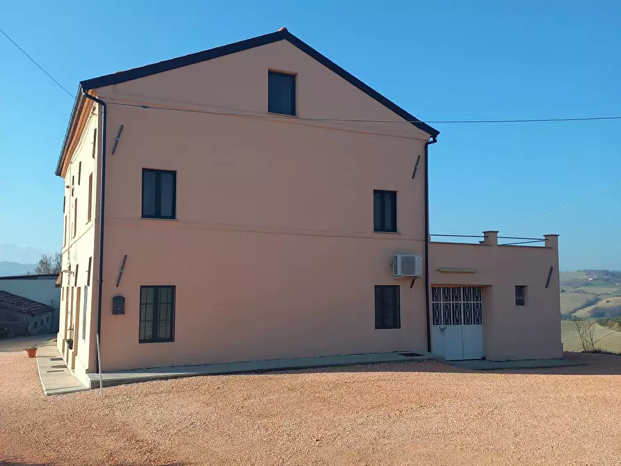 Immagine 2 di Casa indipendente in vendita  in via Sole a Montappone