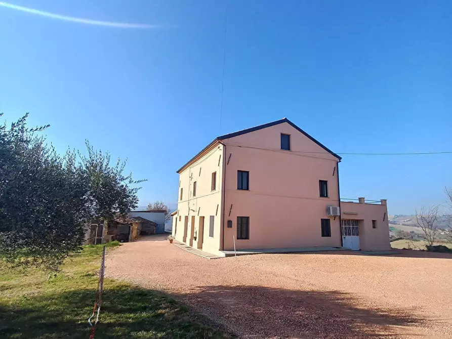 Immagine 1 di Casa indipendente in vendita  in via Sole a Montappone