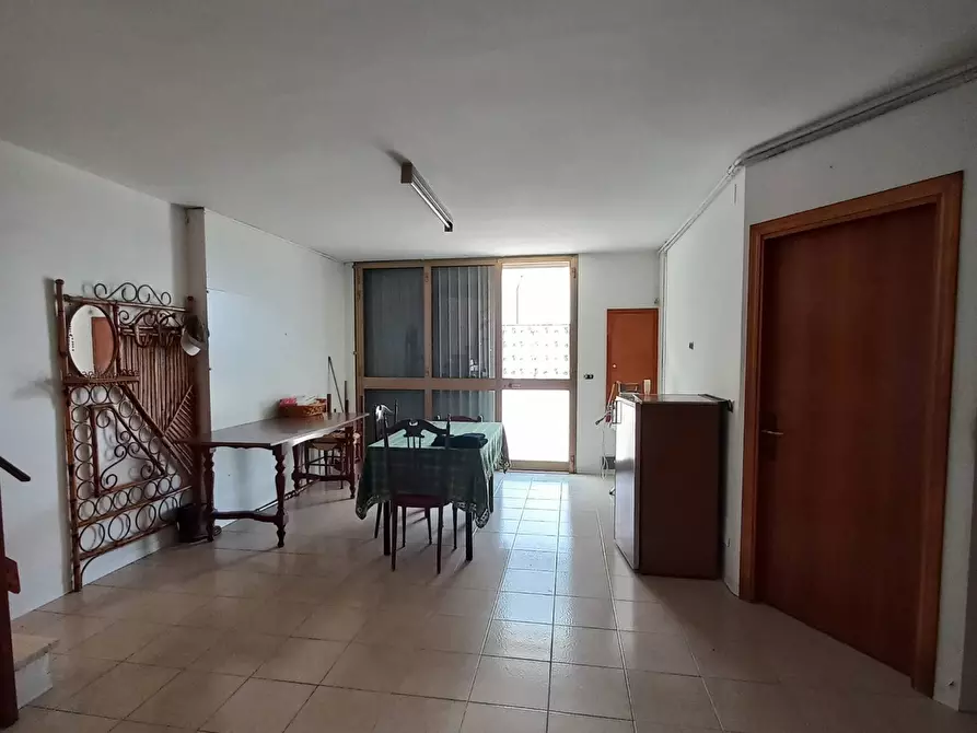 Immagine 25 di Villetta a schiera in vendita  in via San Giorgio a Montappone