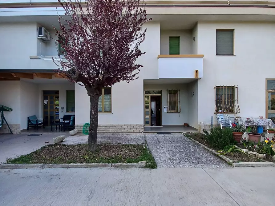 Immagine 28 di Villetta a schiera in vendita  in via San Giorgio a Montappone