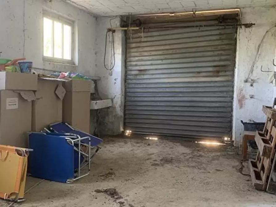 Immagine 21 di Casa indipendente in vendita  in C.da Poggio a Santa Vittoria In Matenano