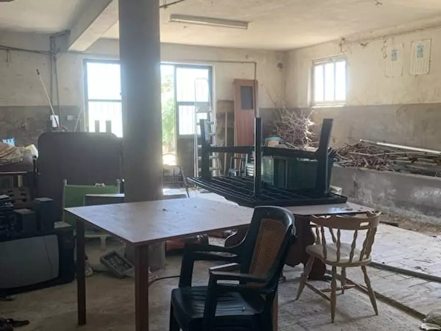 Immagine 22 di Casa indipendente in vendita  in C.da Poggio a Santa Vittoria In Matenano