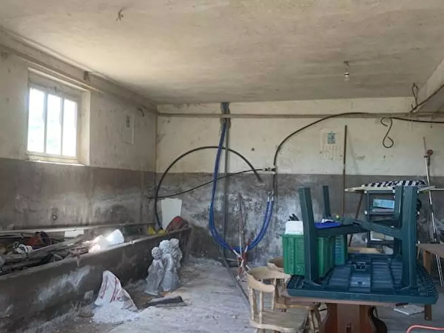 Immagine 23 di Casa indipendente in vendita  in C.da Poggio a Santa Vittoria In Matenano