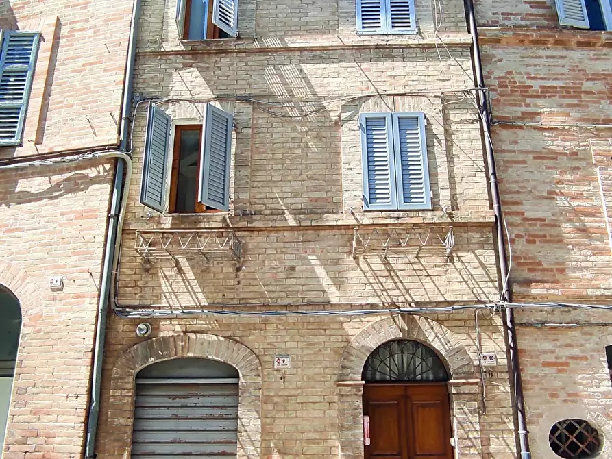 Immagine 1 di Casa indipendente in vendita  in Via Largo Leopardi a Petritoli