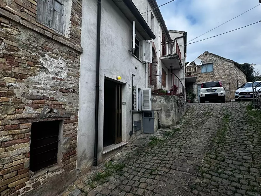 Immagine 6 di Casa indipendente in vendita  in via case a Montegiorgio