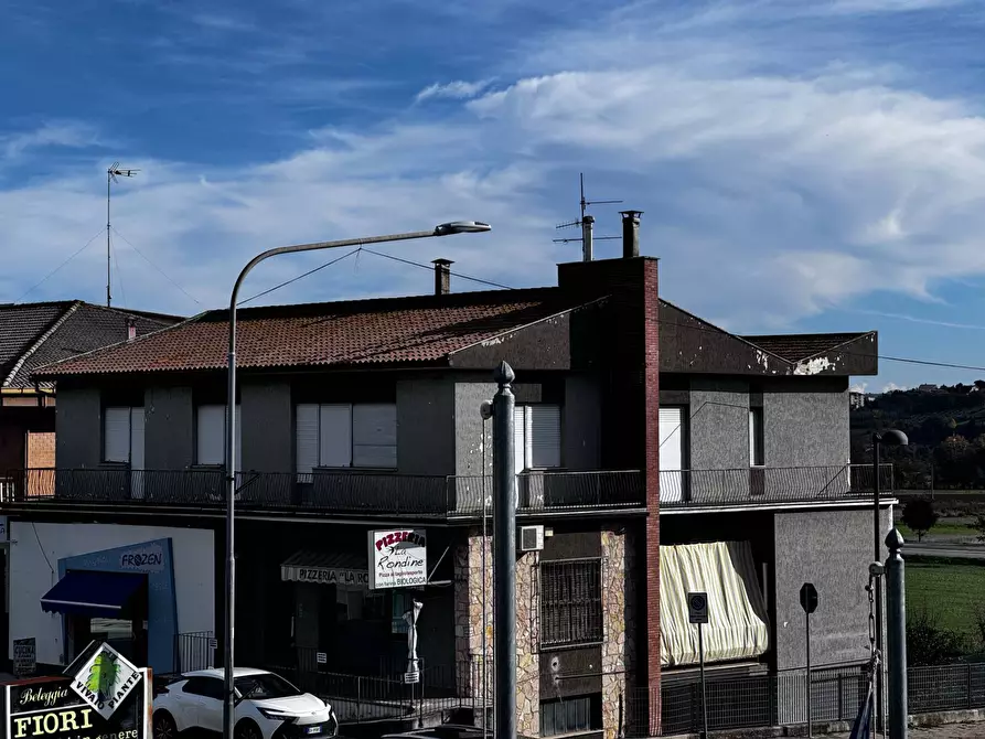 Immagine 1 di Casa semindipendente in vendita  in via Faleriense Est a Montegiorgio