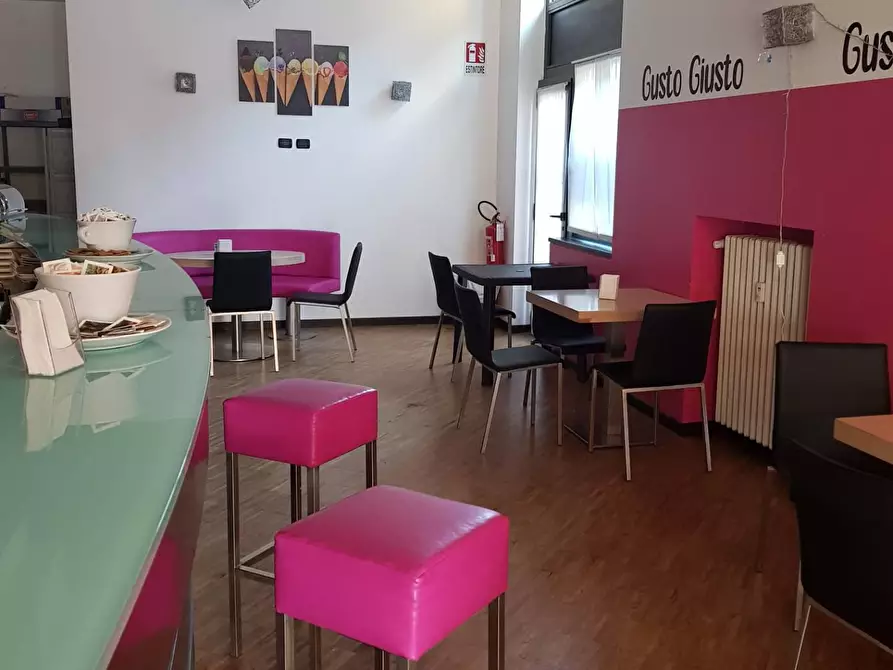 Immagine 4 di Bar / Ristorante in vendita  a Busto Arsizio