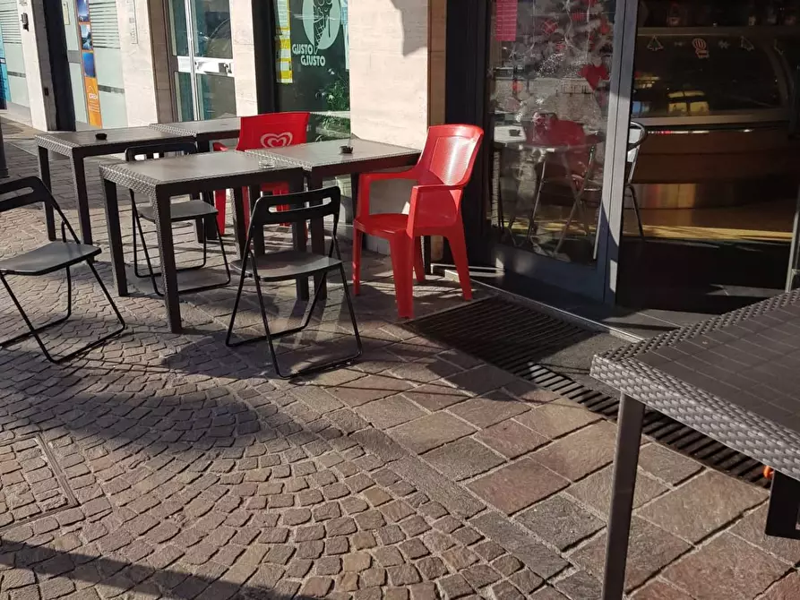 Immagine 8 di Bar / Ristorante in vendita  a Busto Arsizio