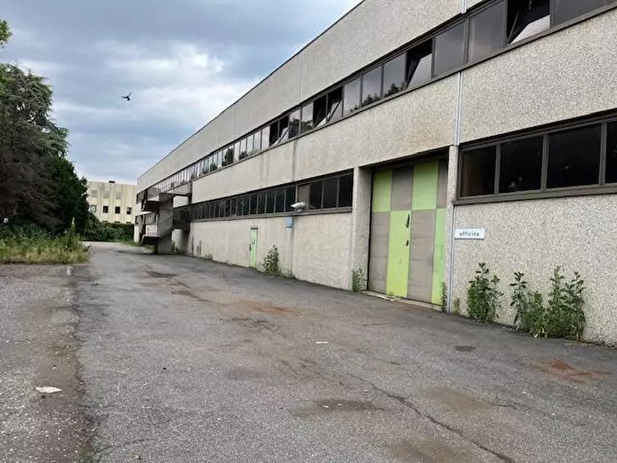 Immagine 1 di Capannone industriale in affitto  a Legnano