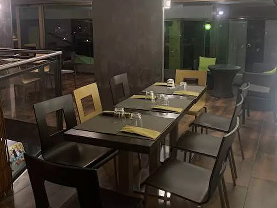 Immagine 4 di Bar / Ristorante in vendita  a Legnano