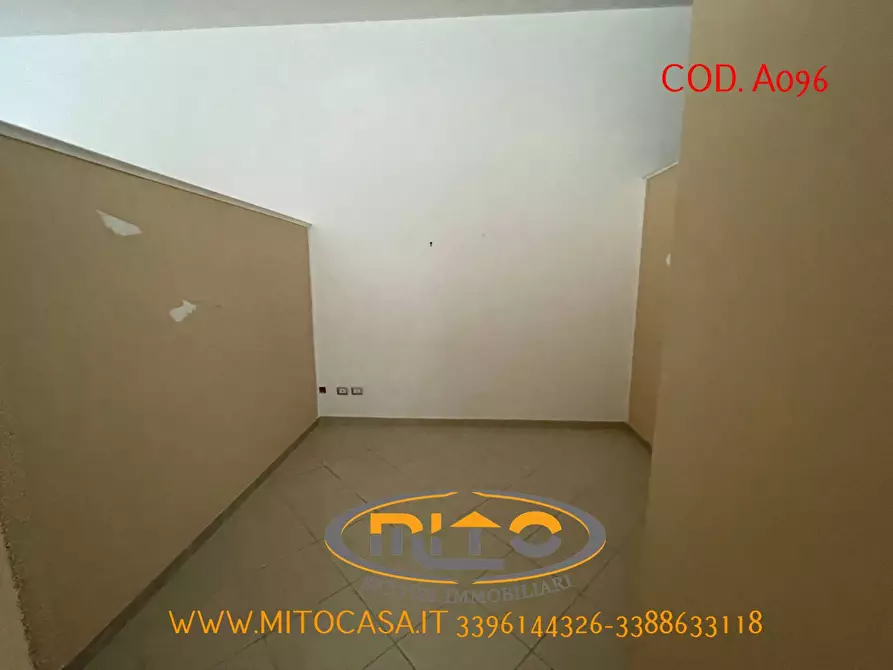 Immagine 9 di Locale commerciale in affitto  in VIA VENEZIA N.26 a Telese Terme