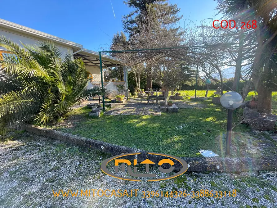 Immagine 6 di Villa in vendita  in telese GRANDE HOTEL a Telese Terme