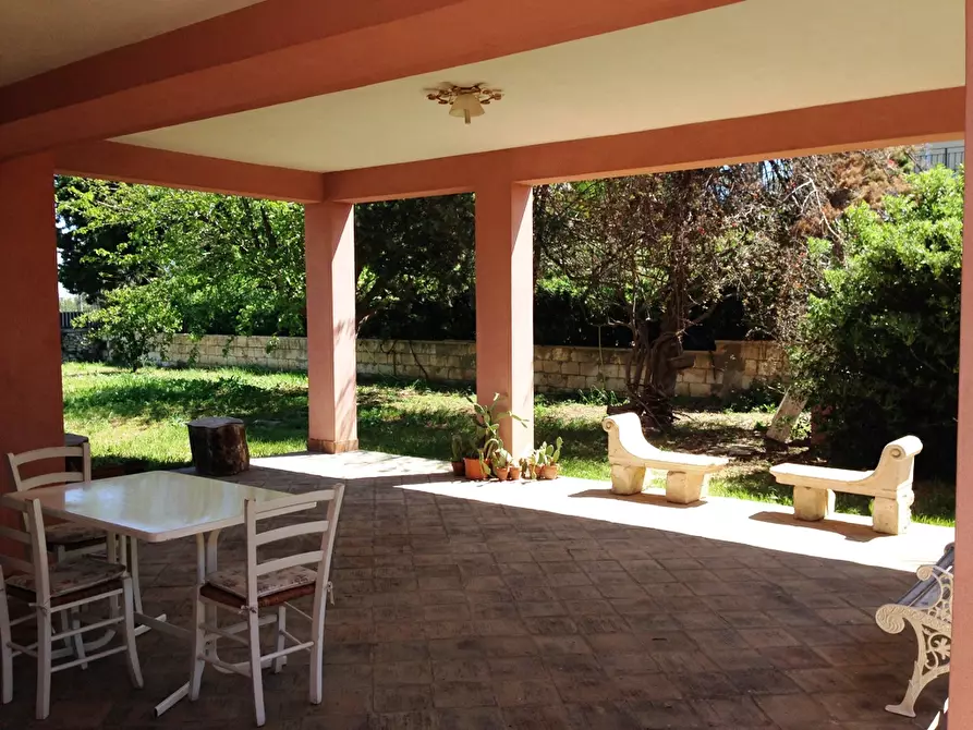 Immagine 8 di Villa in vendita  in Via Lido sacramento a Siracusa