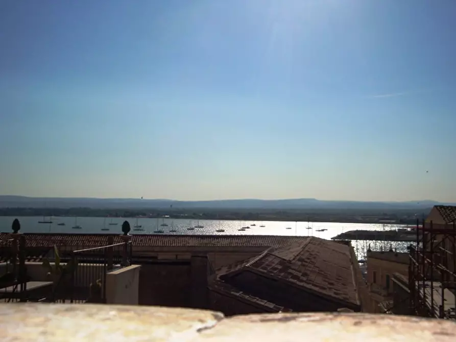 Immagine 2 di Casa indipendente in vendita  in Ortigia a Siracusa