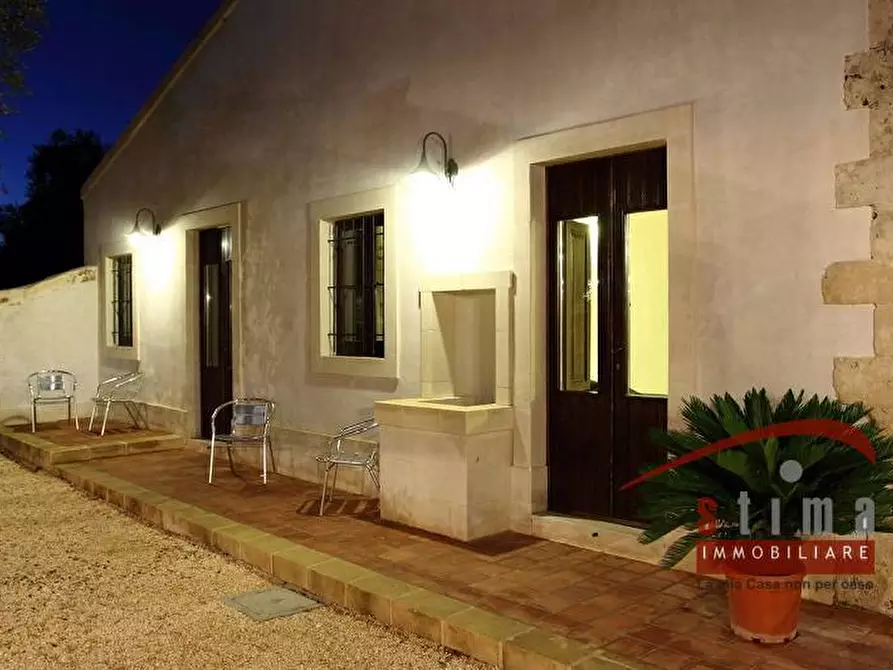 Immagine 8 di Casa vacanze in vendita  a Siracusa
