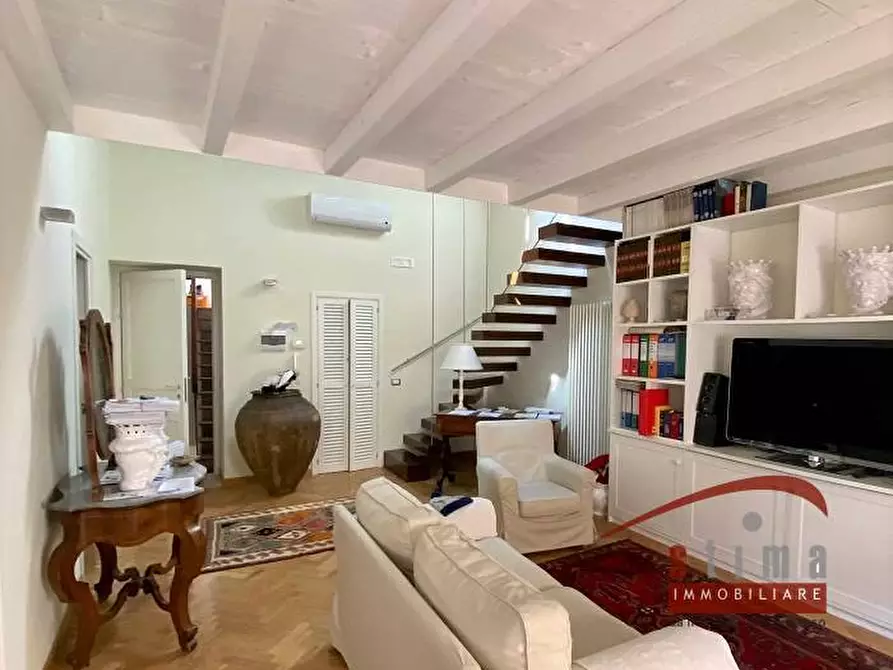 Immagine 4 di Appartamento in vendita  in via Roma a Siracusa