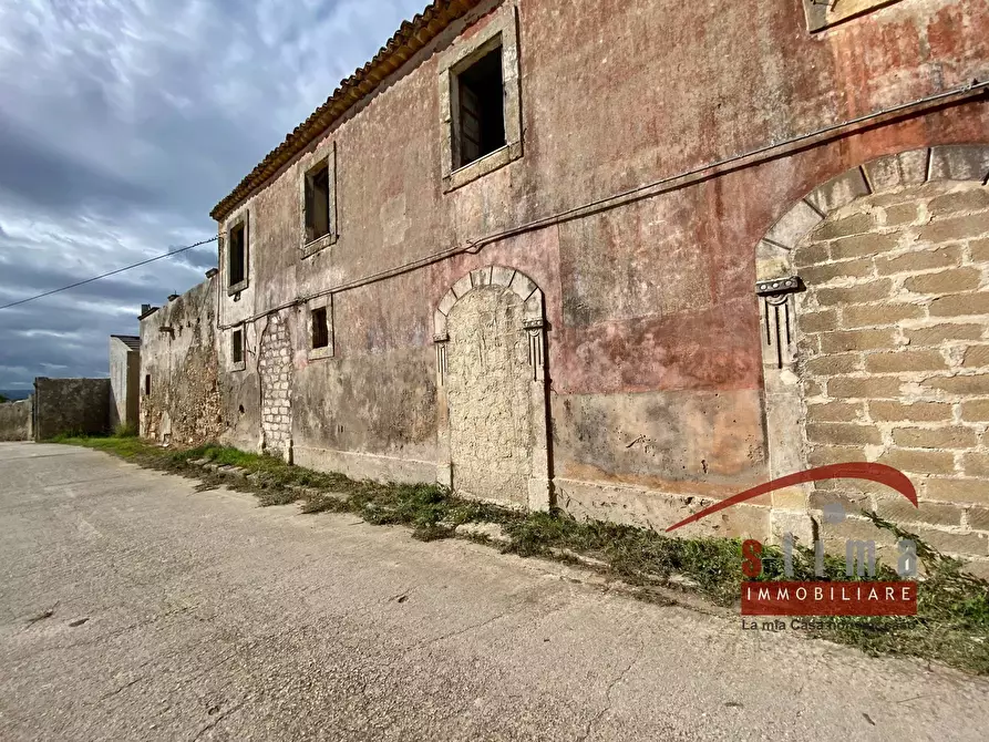 Immagine 14 di Rustico / casale in vendita  in strada tremilia a Siracusa