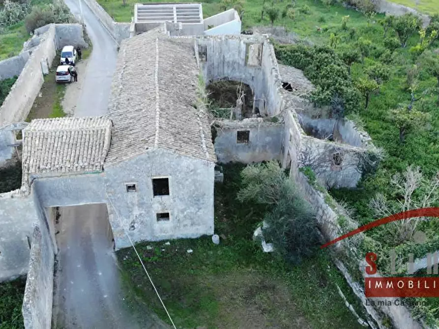 Immagine 2 di Rustico / casale in vendita  in strada tremilia a Siracusa