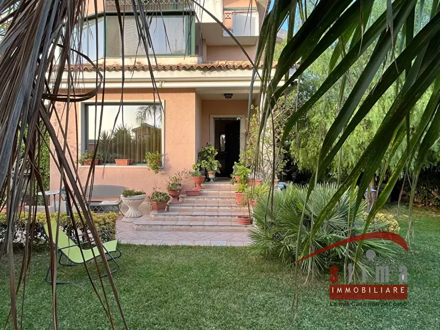 Immagine 12 di Villa in vendita  in Traversa Sinerchia a Siracusa