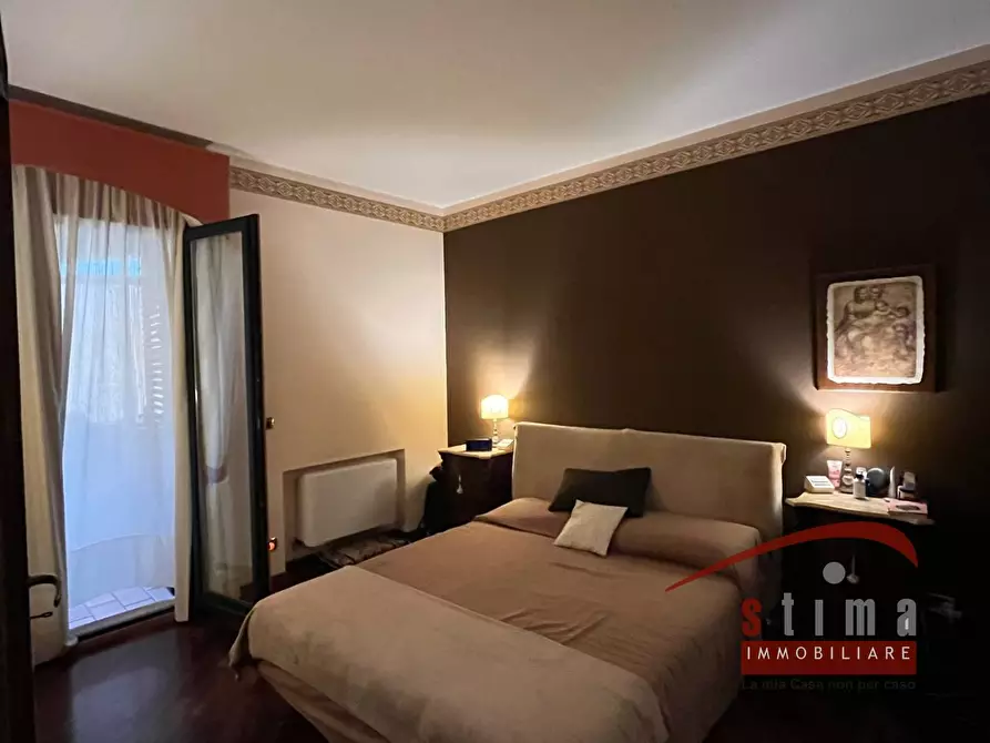 Immagine 27 di Villa in vendita  in Traversa Sinerchia a Siracusa