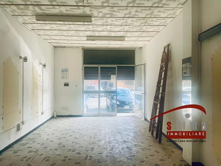 Immagine 5 di Locale commerciale in vendita  in VIA ALESSANDRO SPECCHI a Siracusa