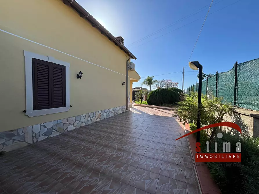 Immagine 28 di Villa in vendita  in via del berillio a Siracusa