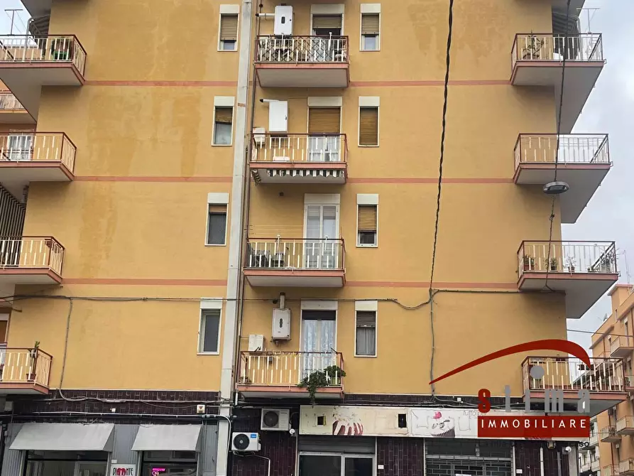 Immagine 23 di Locale commerciale in affitto  in via polibio a Siracusa