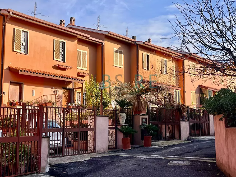 Immagine 21 di Villetta a schiera in vendita  in Via Della Stazione Di Cesano a Roma