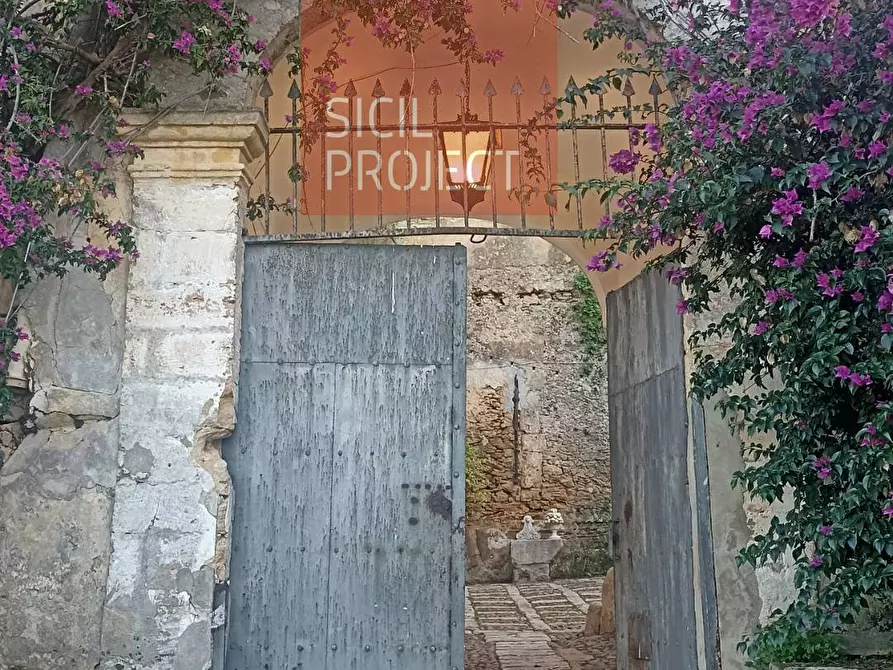 Immagine 2 di Rustico / casale in vendita  in contrada bosco falconeria a Partinico