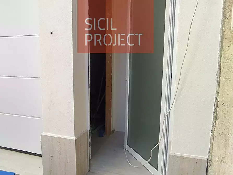 Immagine 7 di Camera in vendita  in Via sante Anieme a Alcamo