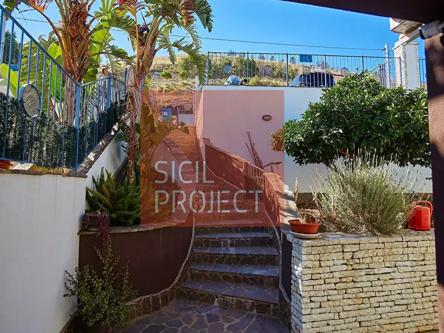 Immagine 26 di Villa in vendita  in Via soldato d'angelo alfredo a Alcamo