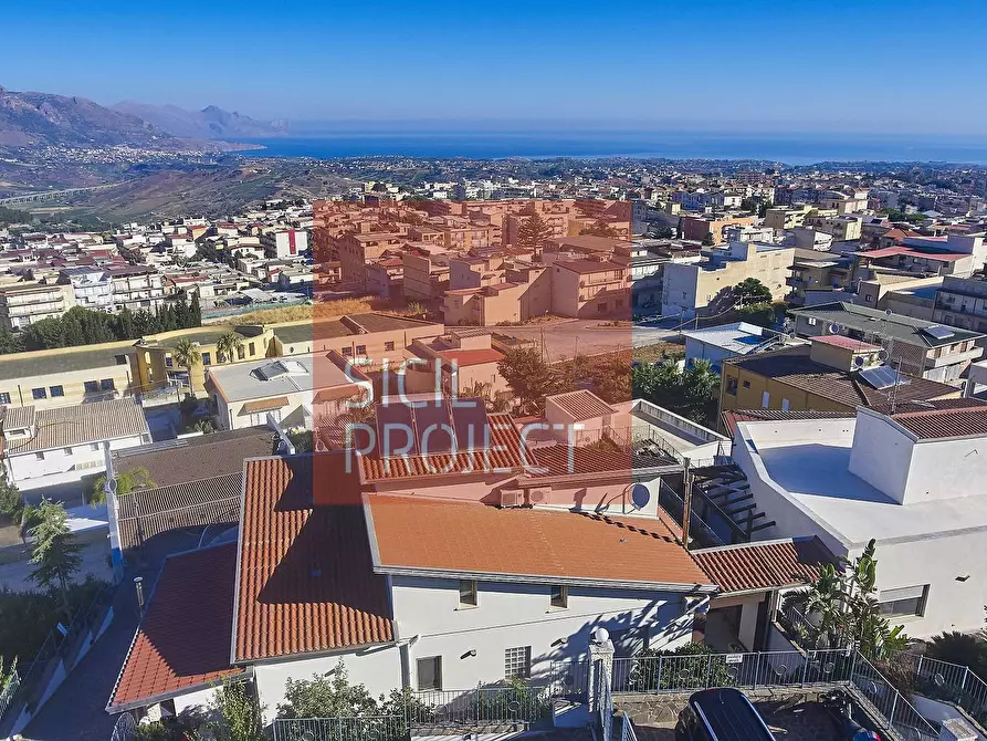 Immagine 5 di Villa in vendita  in Via soldato d'angelo alfredo a Alcamo