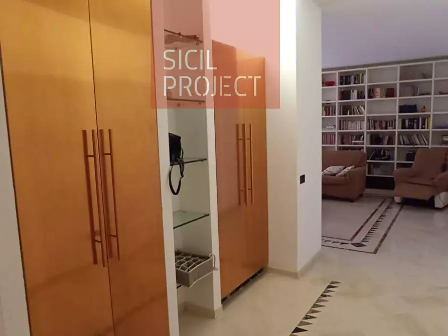 Immagine 5 di Appartamento in vendita  in Via Narici a Alcamo