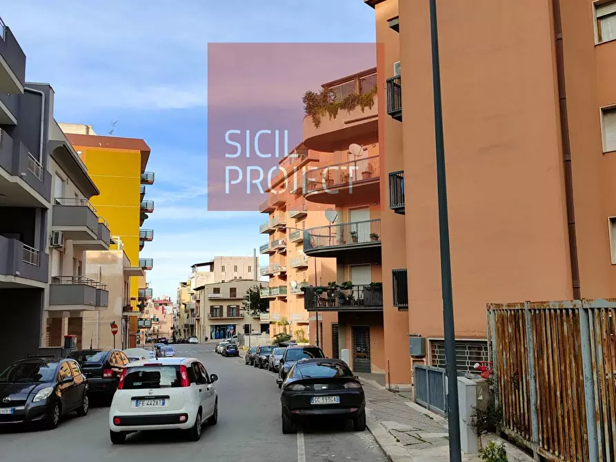 Immagine 14 di Appartamento in vendita  in Via Narici a Alcamo