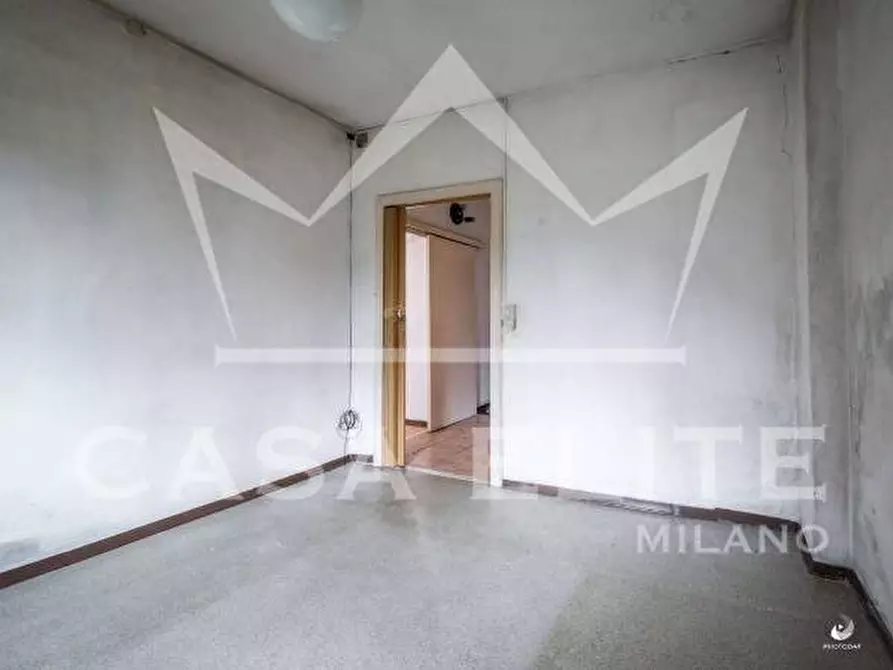 Immagine 29 di Appartamento in vendita  in Via Pusiano a Milano
