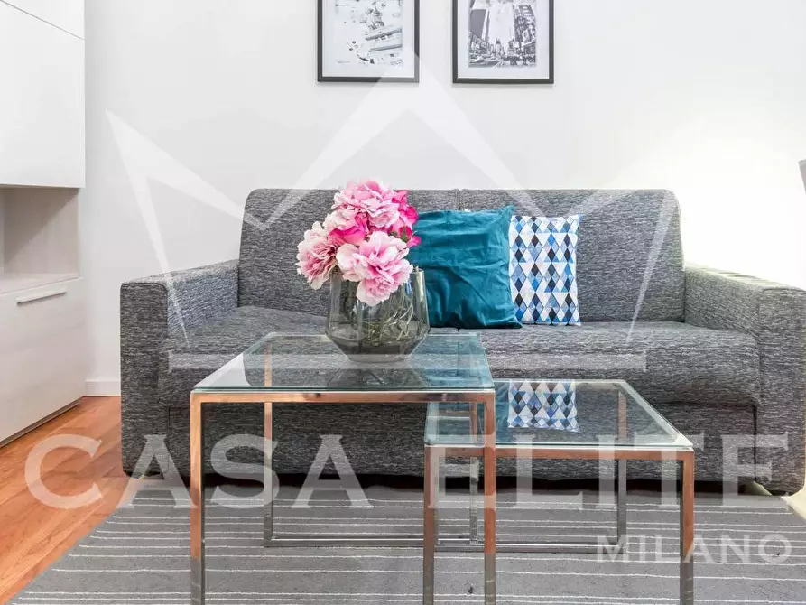 Immagine 1 di Appartamento in vendita  in Viale Abruzzi a Milano