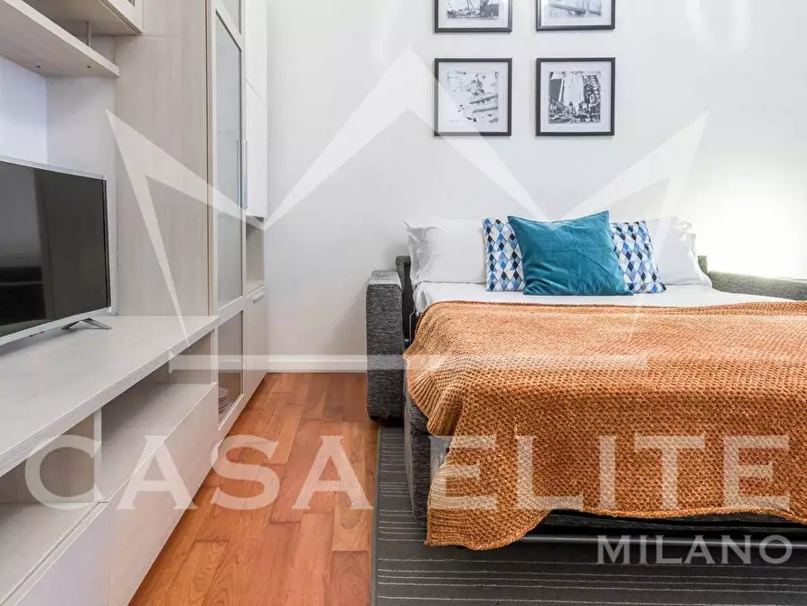 Immagine 18 di Appartamento in vendita  in Viale Abruzzi a Milano