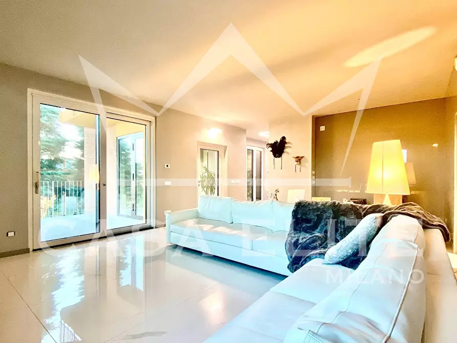 Immagine 3 di Villa in vendita  in via cascina nuova a Corbetta