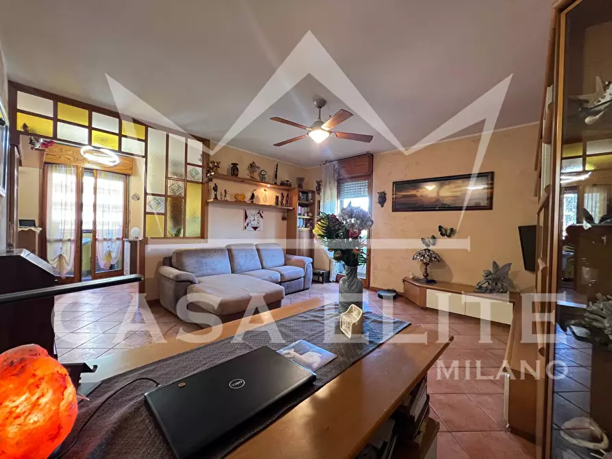 Immagine 6 di Appartamento in vendita  in Via Giuseppe Di Vittorio a Settimo Milanese