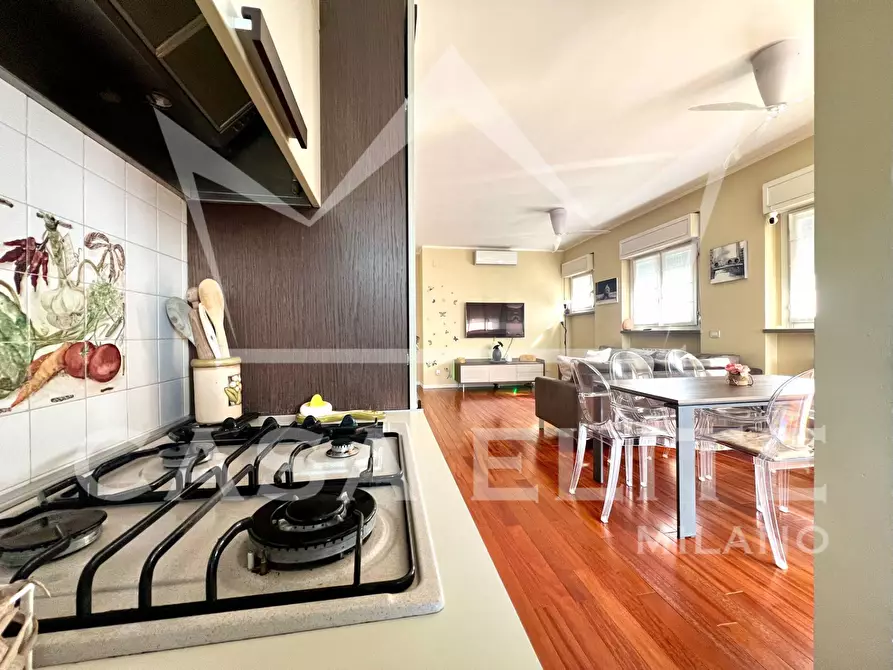 Immagine 12 di Appartamento in vendita  in Via Gabetti a Milano