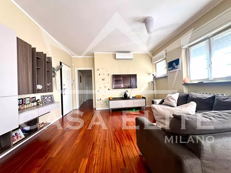 Immagine 11 di Appartamento in vendita  in Via Gabetti a Milano