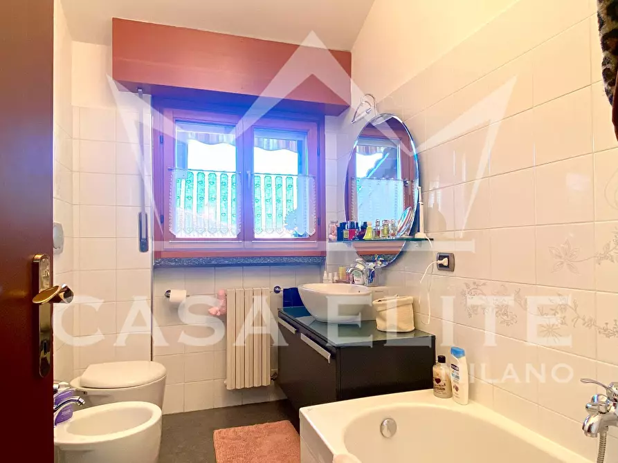 Immagine 29 di Appartamento in vendita  in via Ghidoli a Vittuone